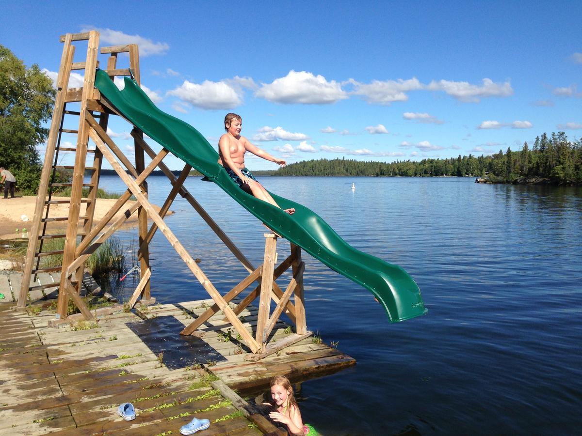 Bakers Narrows Lodge And Conference Center Flin Flon Exterior foto